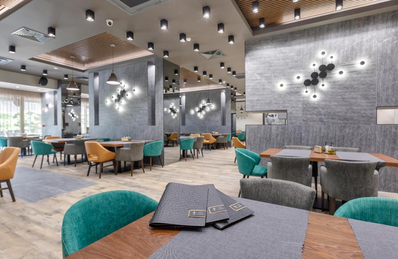Jitomir Hotel Montana Zewnętrze zdjęcie