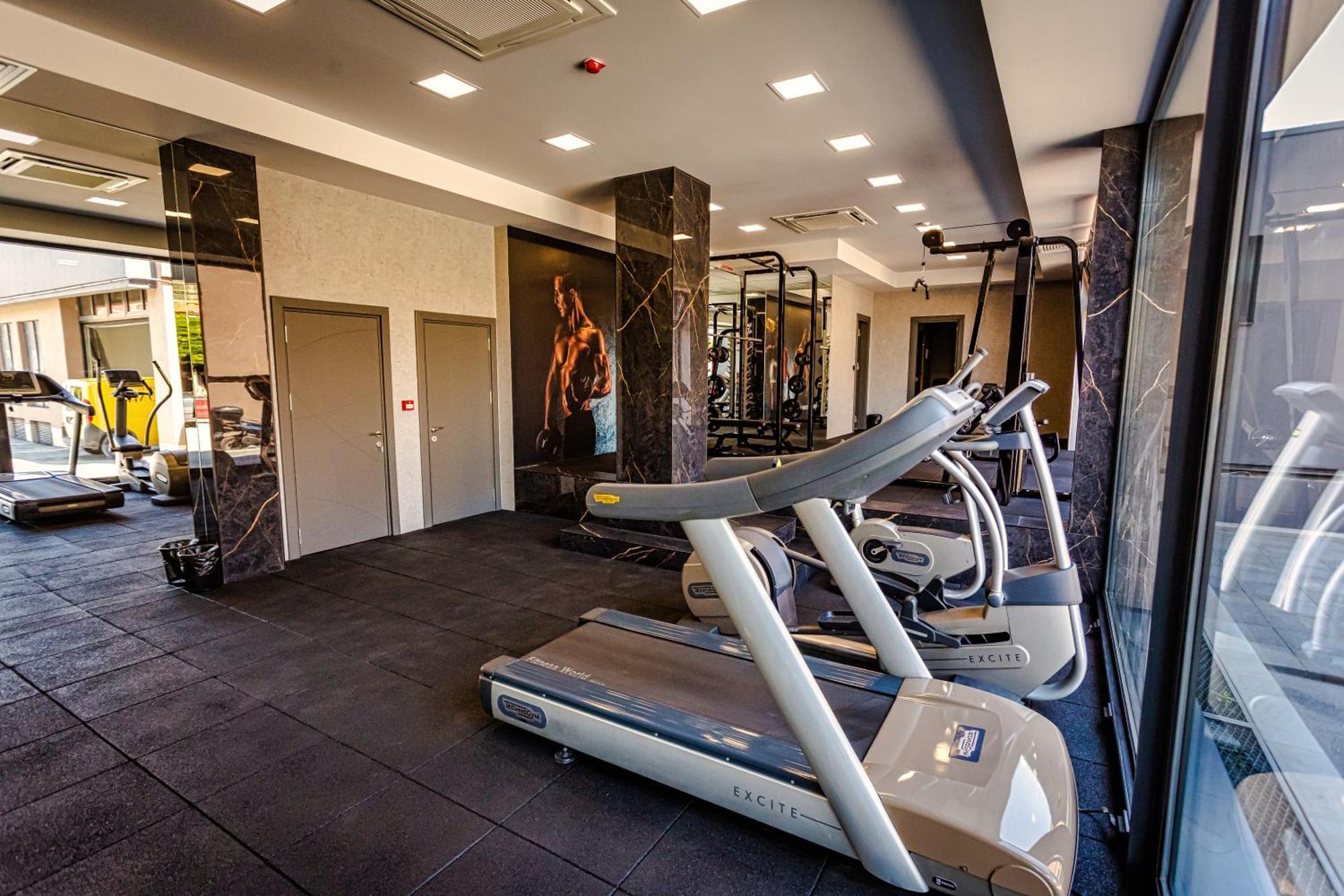 Jitomir Hotel Montana Zewnętrze zdjęcie