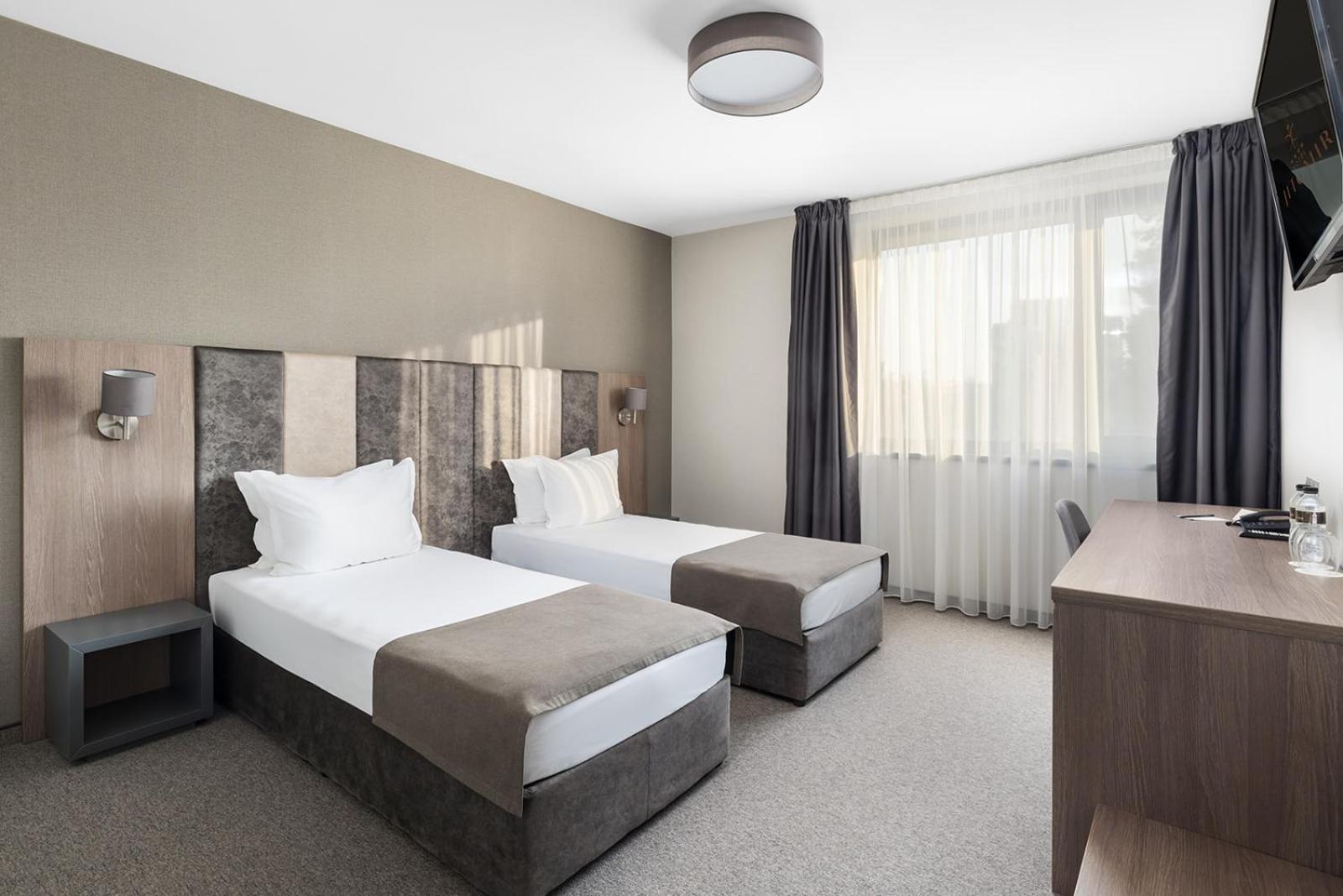 Jitomir Hotel Montana Zewnętrze zdjęcie