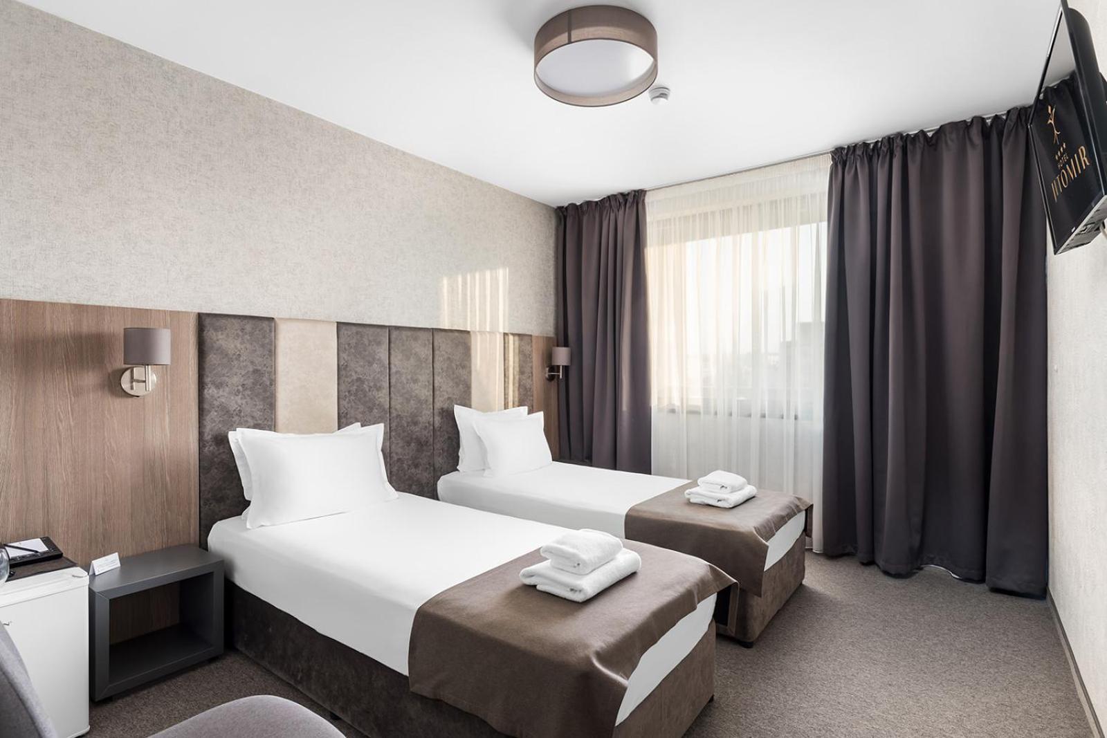 Jitomir Hotel Montana Zewnętrze zdjęcie